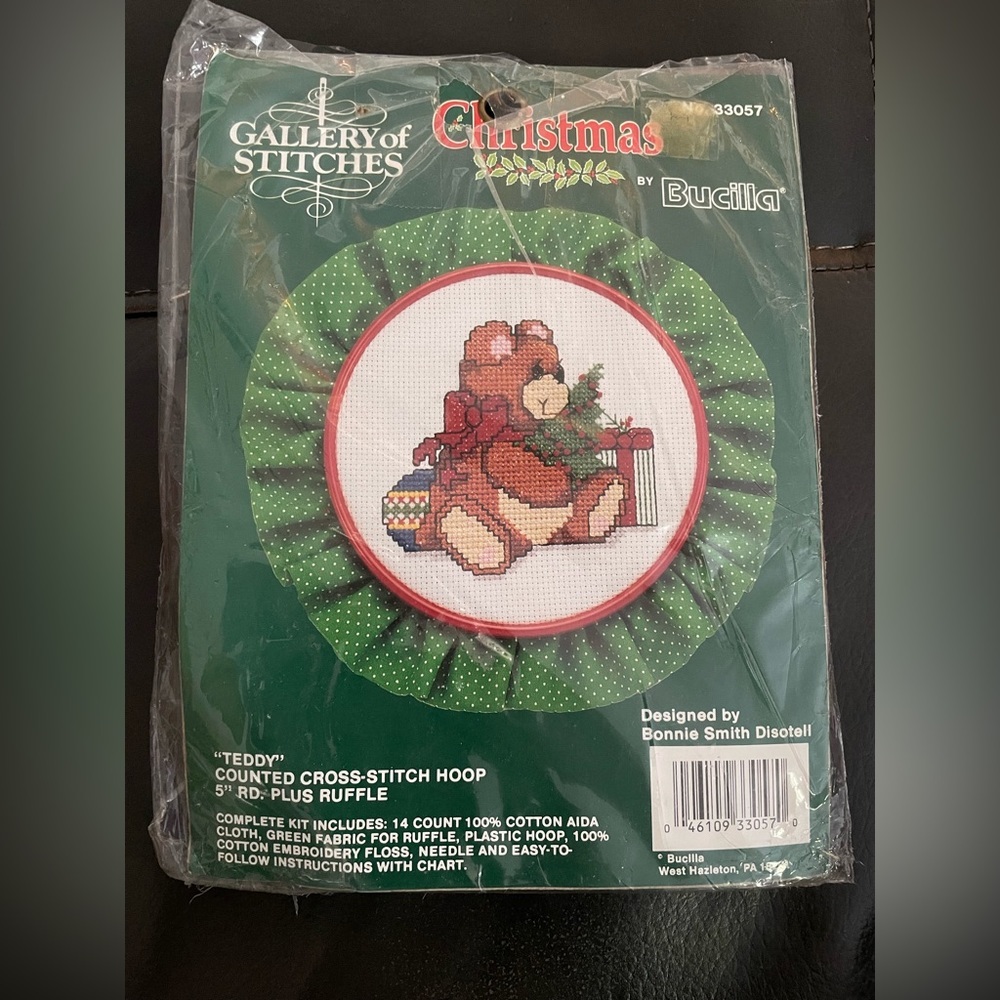 Vintage Bucilla Teddy Hoop Frame‎ Ruffle Christmas Counted Cross Stitch Kit NEW